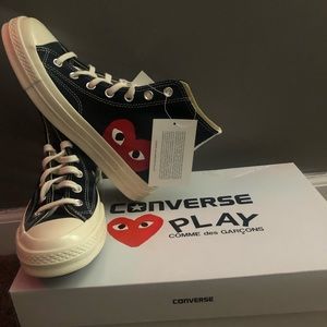 CDG x Converse Men’s size 6 Women’s size 8